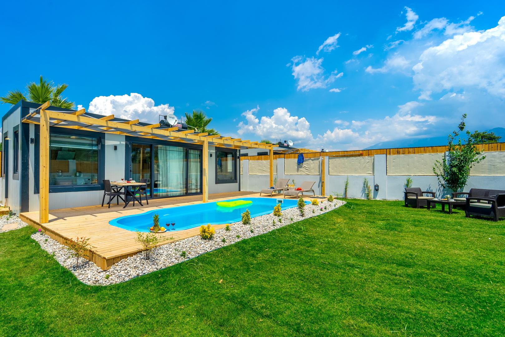 Villa Lenora 2