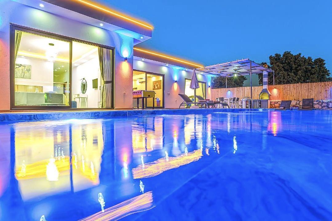 Villa Aya 2