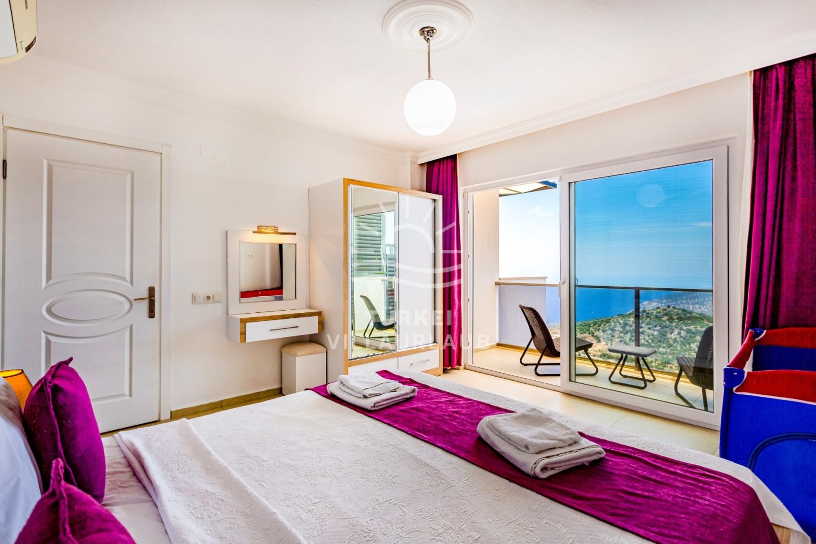 Villa Riga Bezirgan fotoğrafı