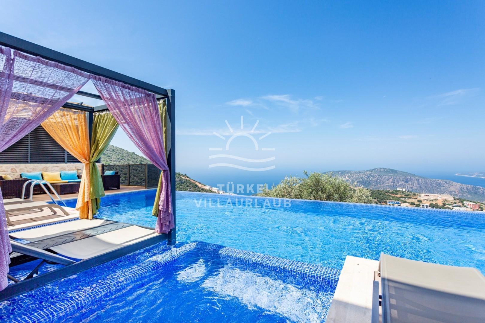 Villa Riga Bezirgan fotoğrafı