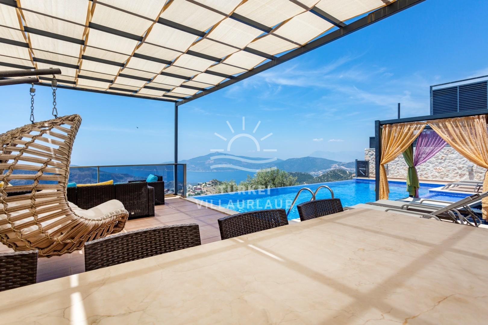Villa Riga Bezirgan fotoğrafı