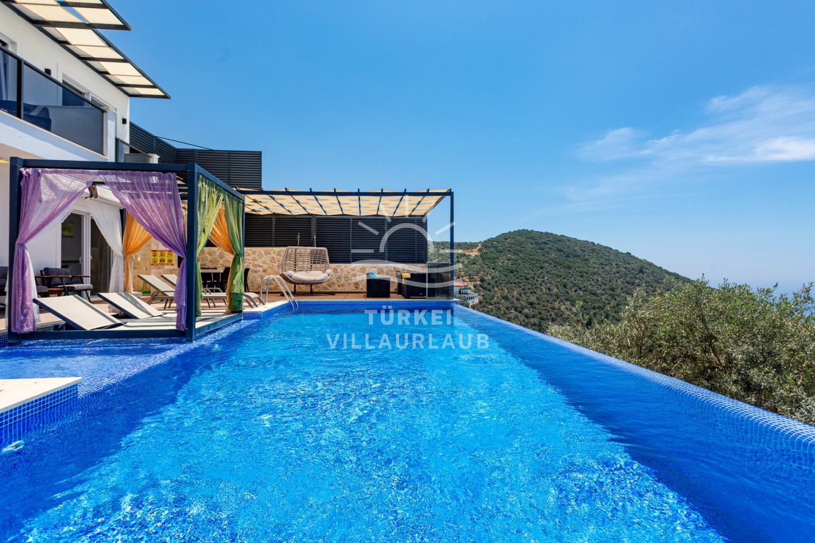Villa Riga Bezirgan fotoğrafı