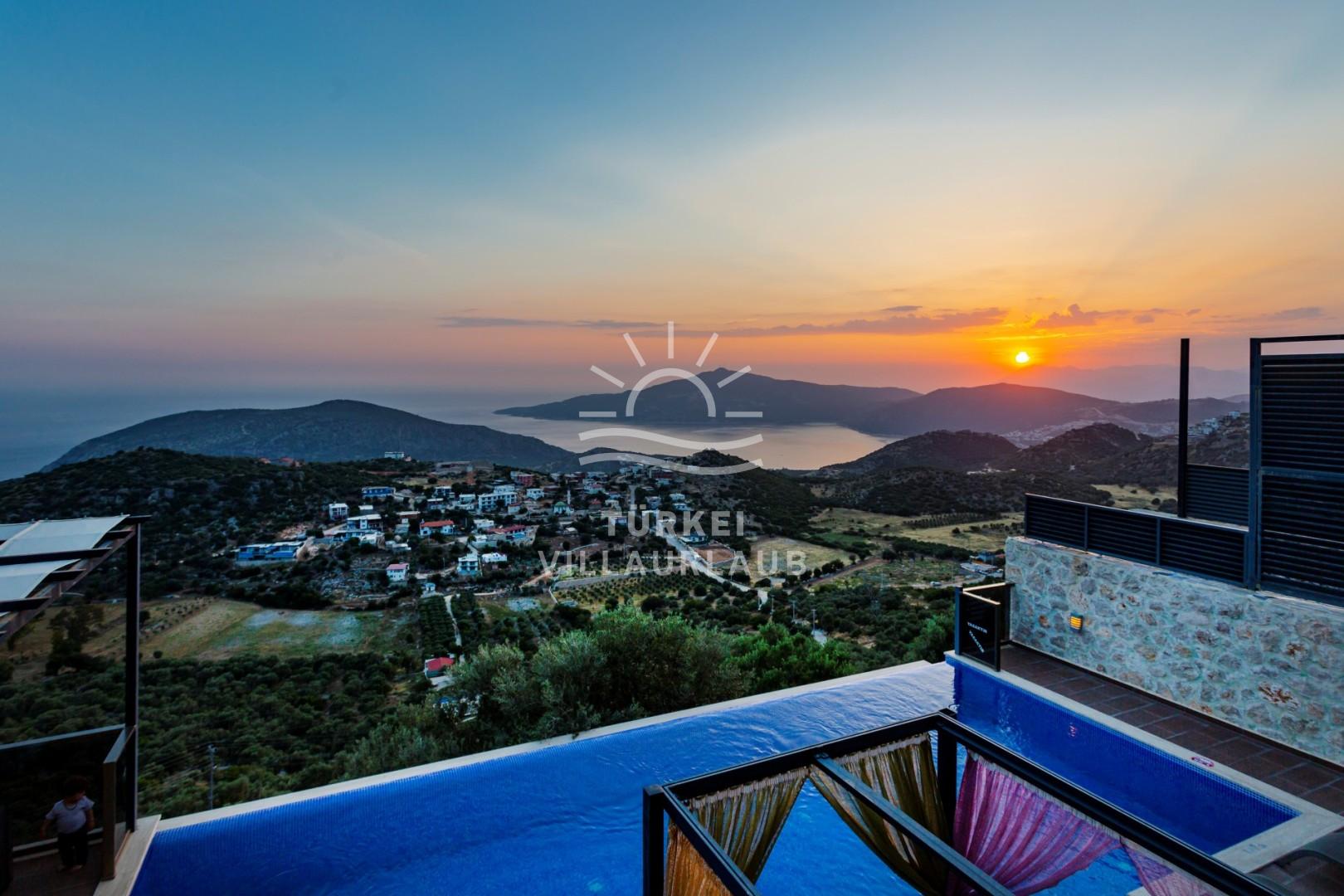 Villa Riga Bezirgan fotoğrafı