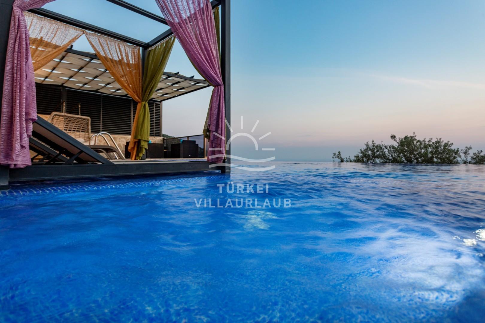 Villa Riga Bezirgan fotoğrafı