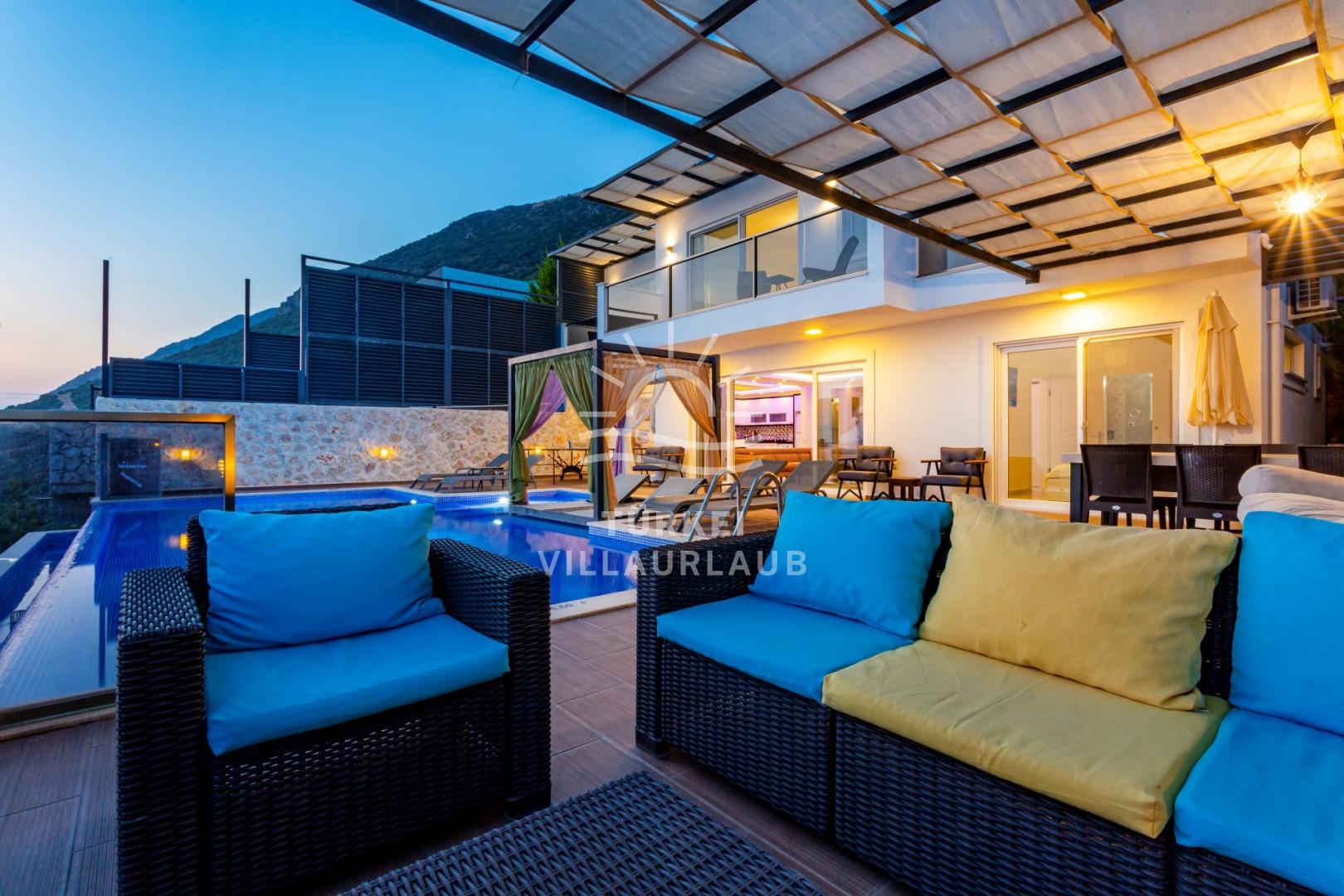 Villa Riga Bezirgan fotoğrafı