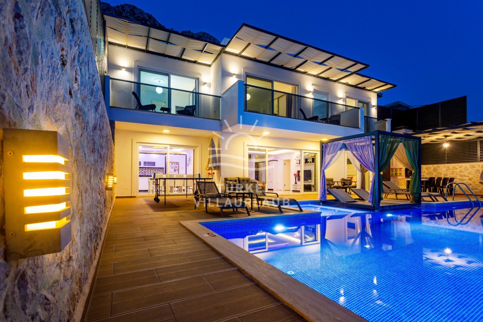 Villa Riga Bezirgan fotoğrafı