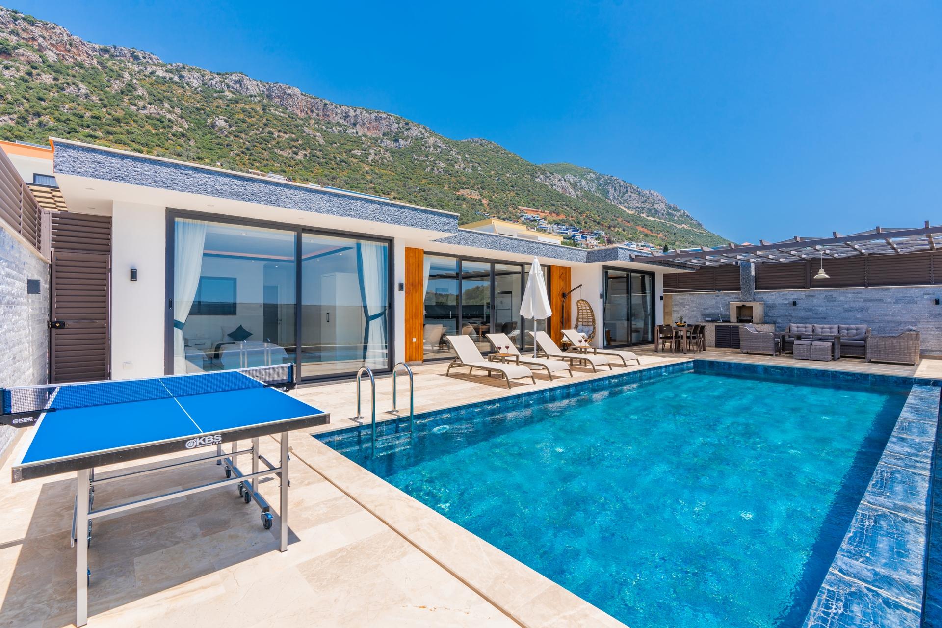 Villa Hadera